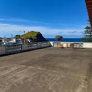  Apartment Sea Breeze